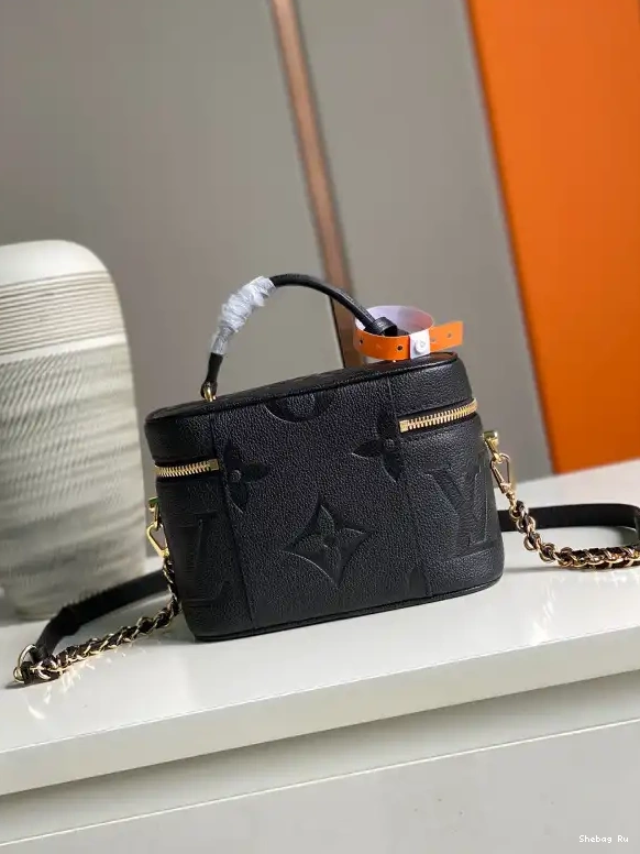 PM VANITY LOUIS VUITTON 0604